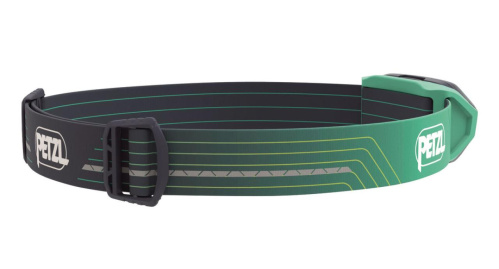 detail PETZL TIKKA CORE E067AA02 2022 čelovka zelená 450lm