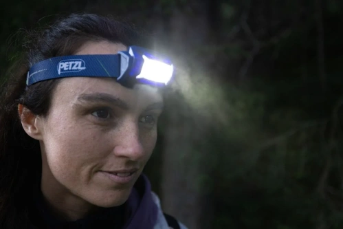 detail PETZL TIKKA BLACK 2025 čelovka černá