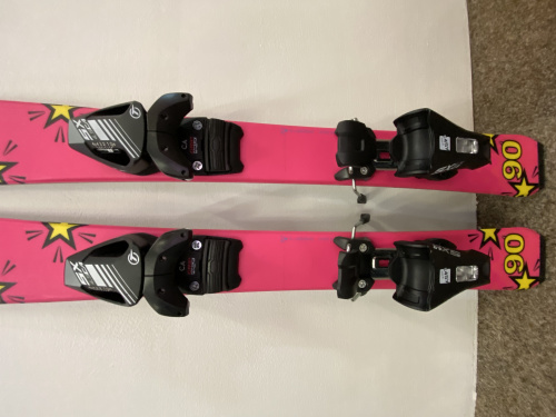 detail SPONGY JR + TYROLIA SX 4,5 CA dětské sjezdové lyže růžová - BAZAR