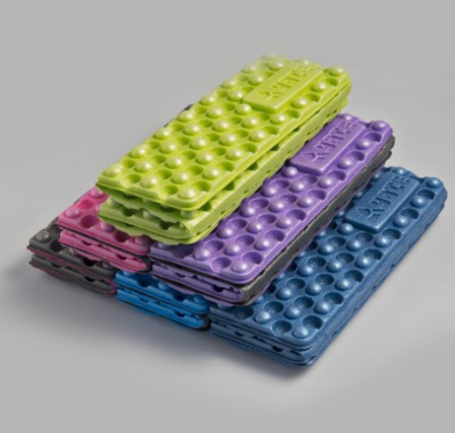 detail YATE skládací sedátko Bubbles šedá/modrá