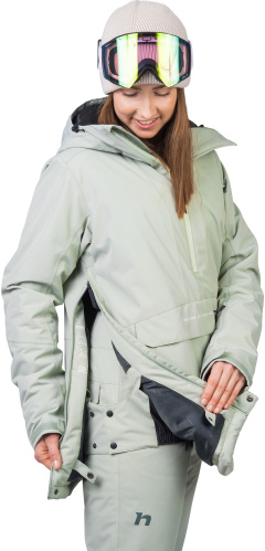 detail HANNAH MEGIE dámská lyžařská bunda desert sage