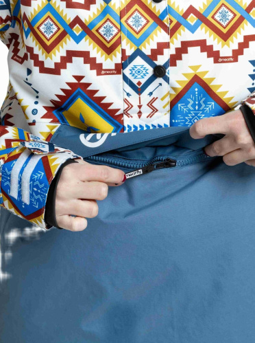 detail MEATFLY AIKO SKI&SNB dámská bunda white jones/slate blue