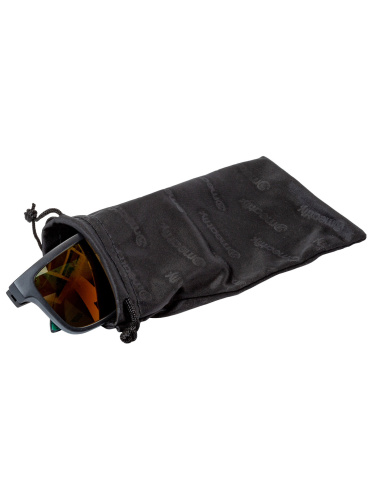 detail MEATFLY MEMPHIS S24 sluneční brýle substance camo 4/17/55