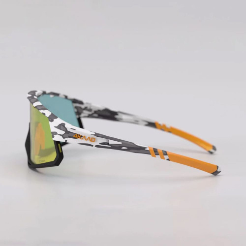 detail 4KAAD MIRADOR matte camo/orange mirror sportovní sluneční brýle