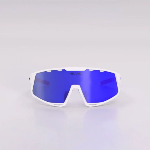 detail 4KAAD MIRADOR matte white blue/blue mirror sportovní sluneční brýle