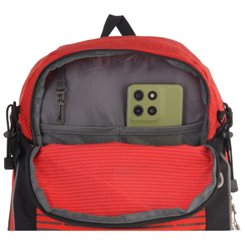 detail AXON MONSTER outdoorový batoh 44l červená