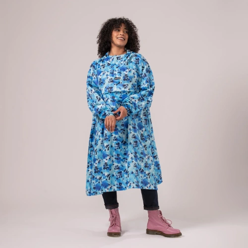 detail MAC IN A SAC festival poncho sbalitelná nepromokavá pláštěnka blue daze