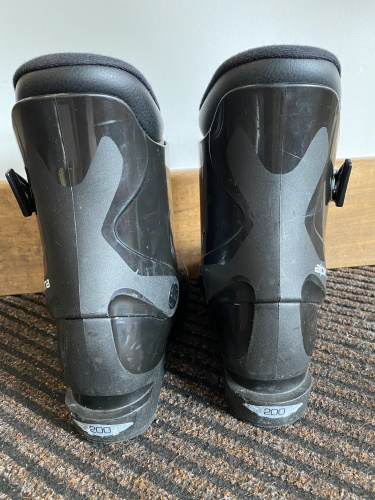 detail ALPINA J2 dětské lyžařské boty černá/červená BAZAR